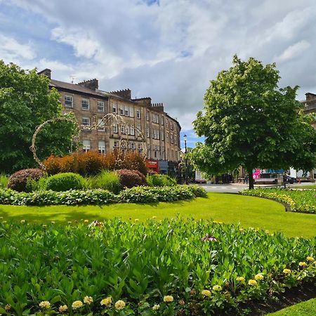 York Place Mews - Central 2 Bed 2 Bath Free Parking Harrogate Exterior photo
